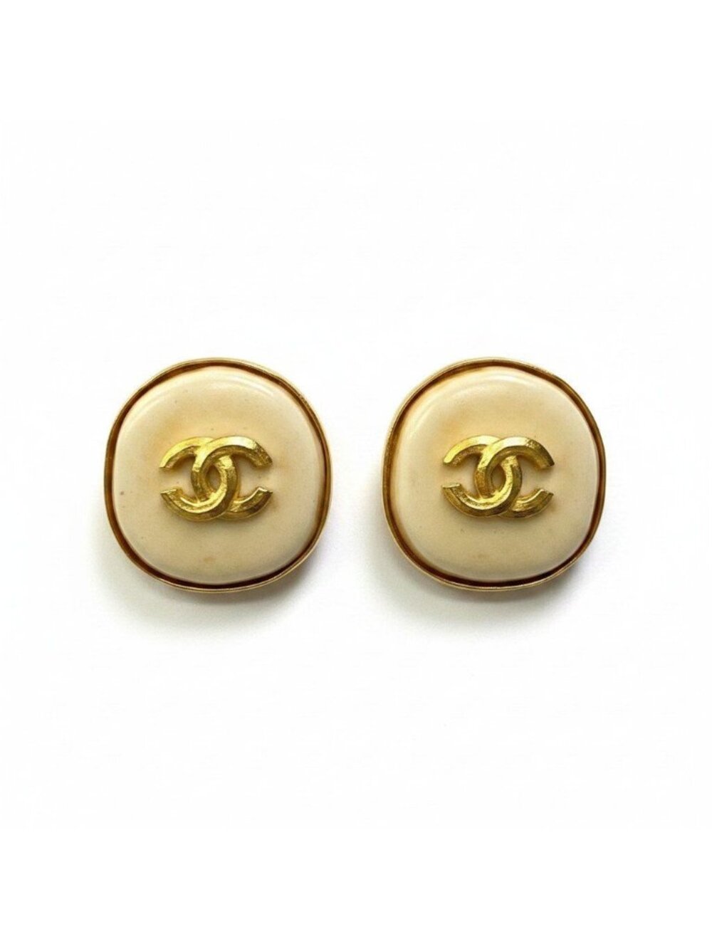 Chanel 98P CC Logo Gold Earrings White